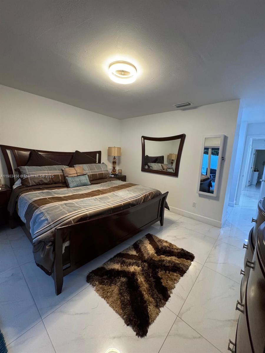 PRINCETONIAN BY THE PARK - Residential