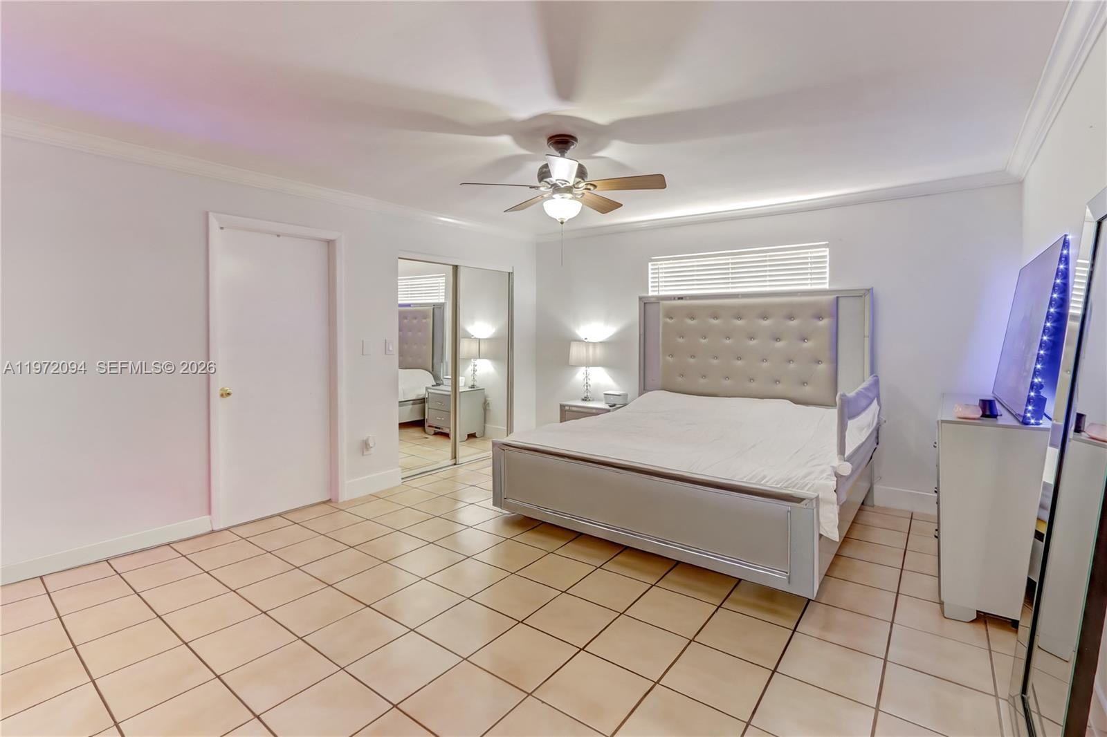 ROYAL GLEN - Residential