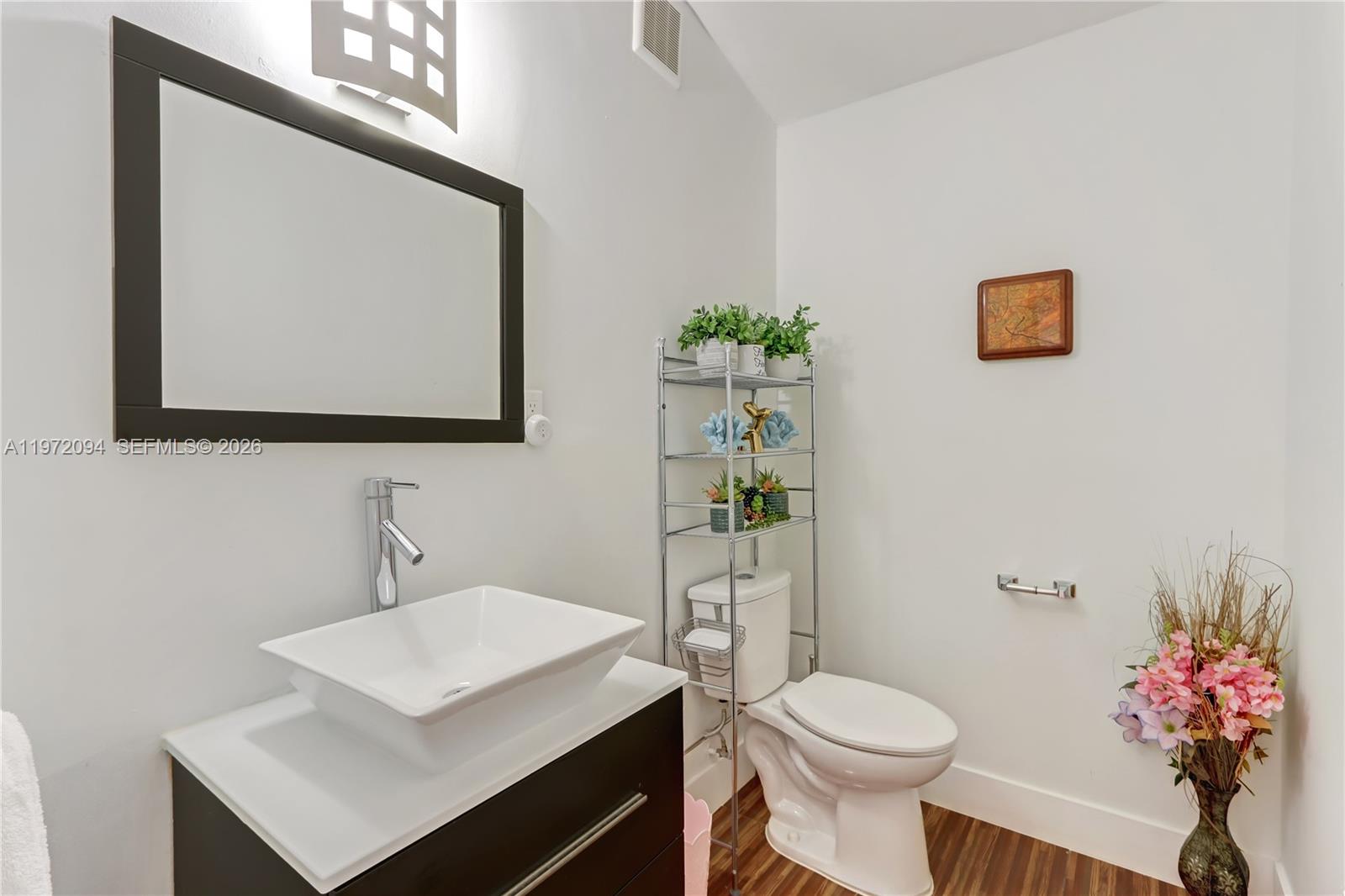 ROYAL GLEN - Residential