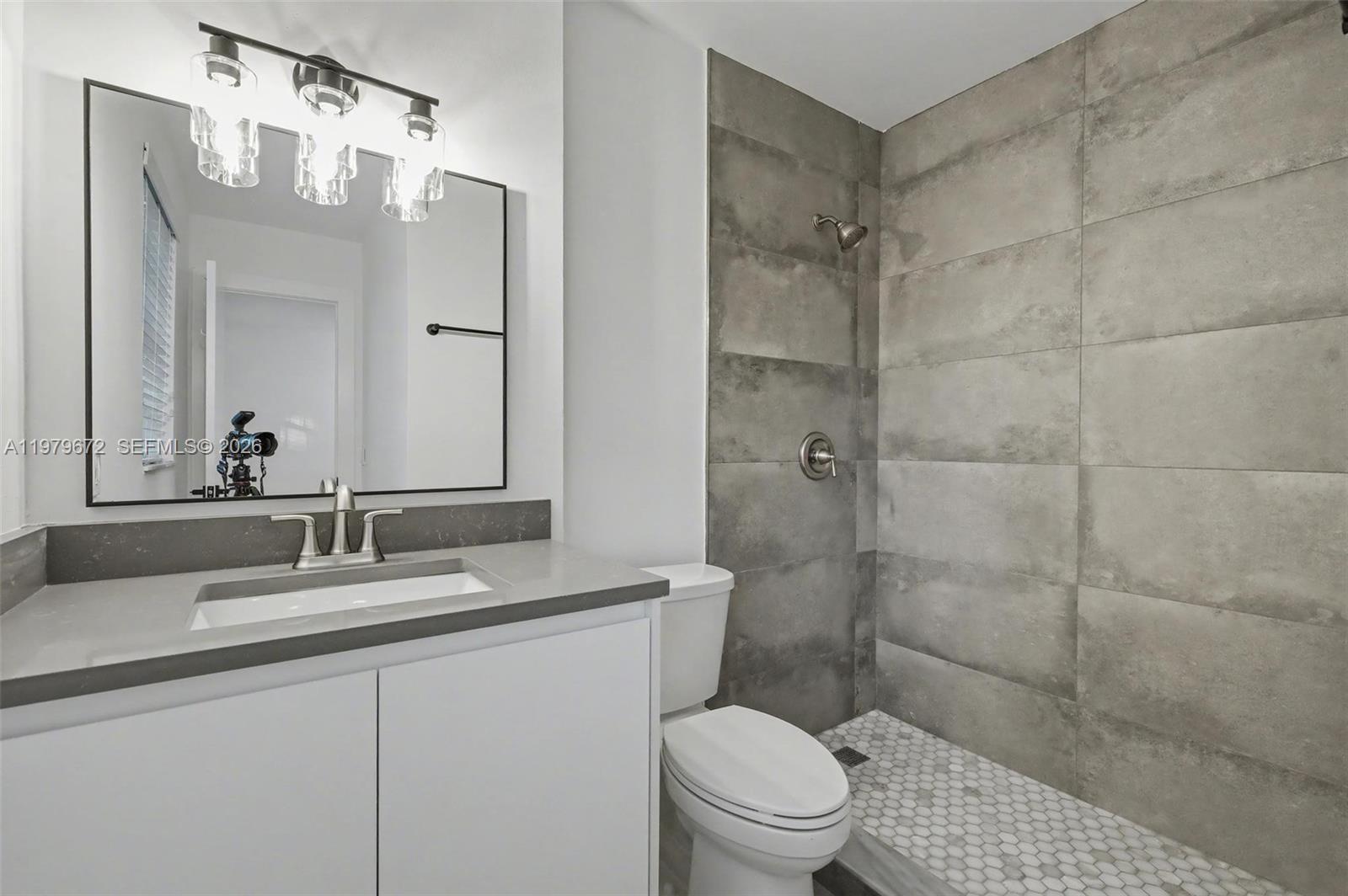 FLAMINGO LAKES TOWNHOUSE - Residential