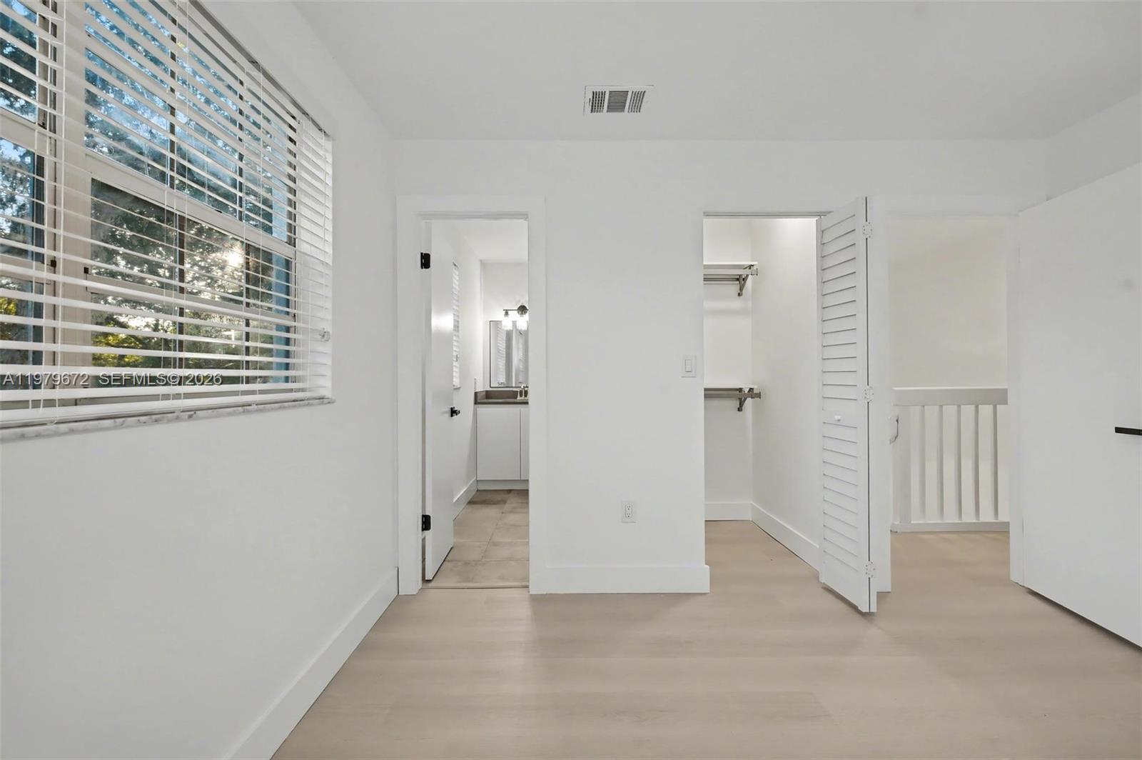 FLAMINGO LAKES TOWNHOUSE - Residential