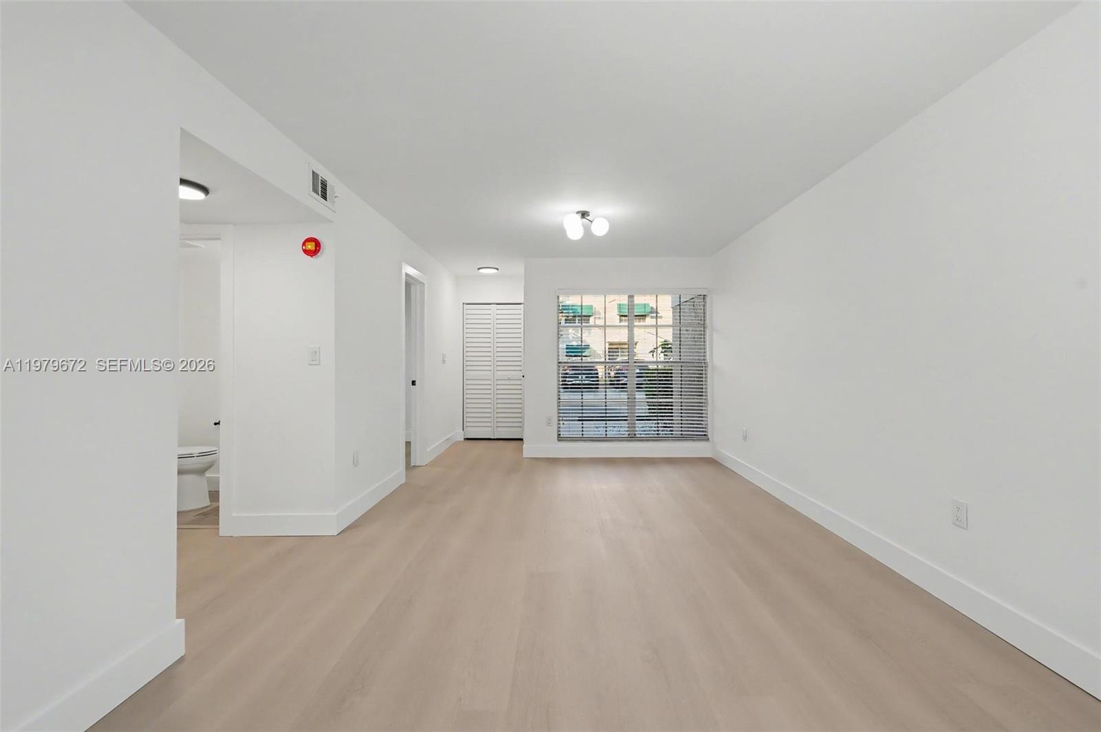 FLAMINGO LAKES TOWNHOUSE - Residential