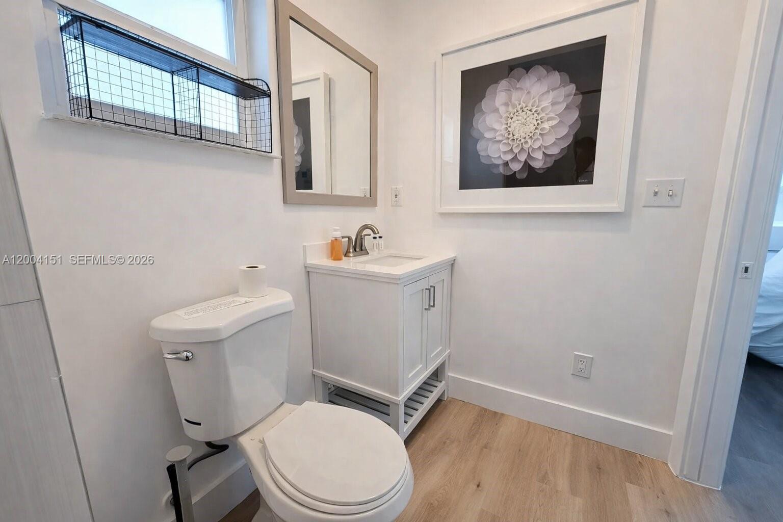 HOLLYWOOD HOMESITES HIGH - Residential