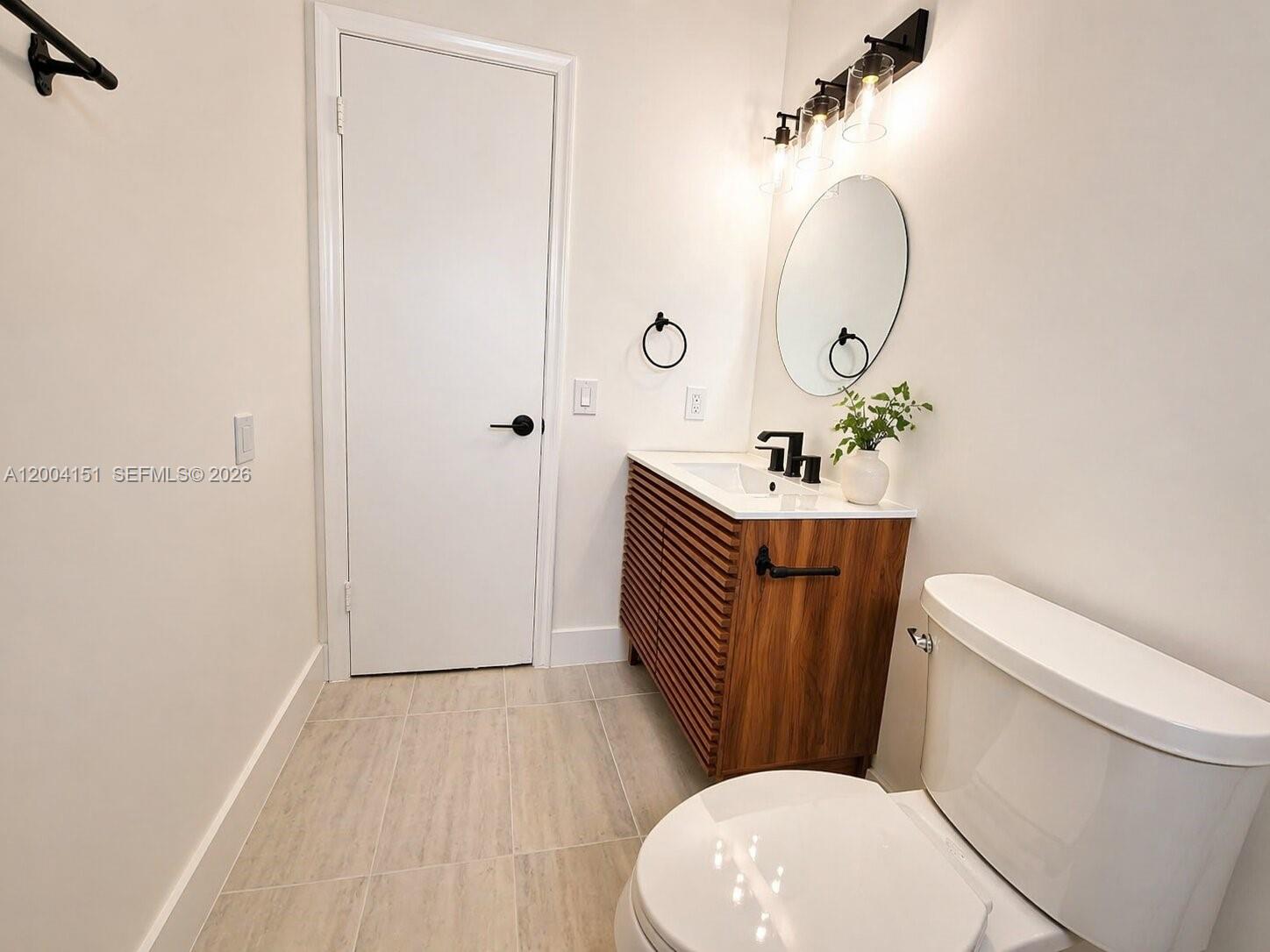 HOLLYWOOD HOMESITES HIGH - Residential