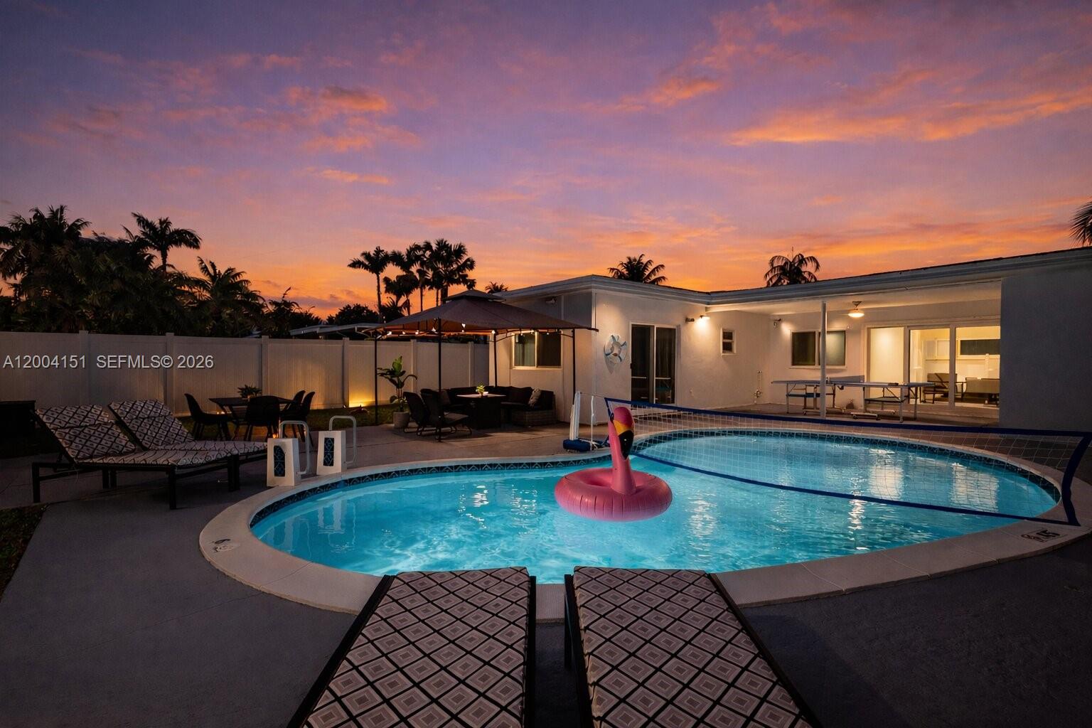 HOLLYWOOD HOMESITES HIGH - Residential