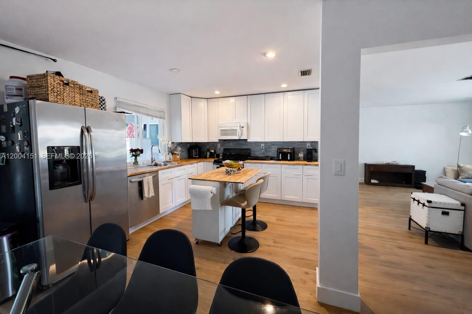 HOLLYWOOD HOMESITES HIGH - Residential