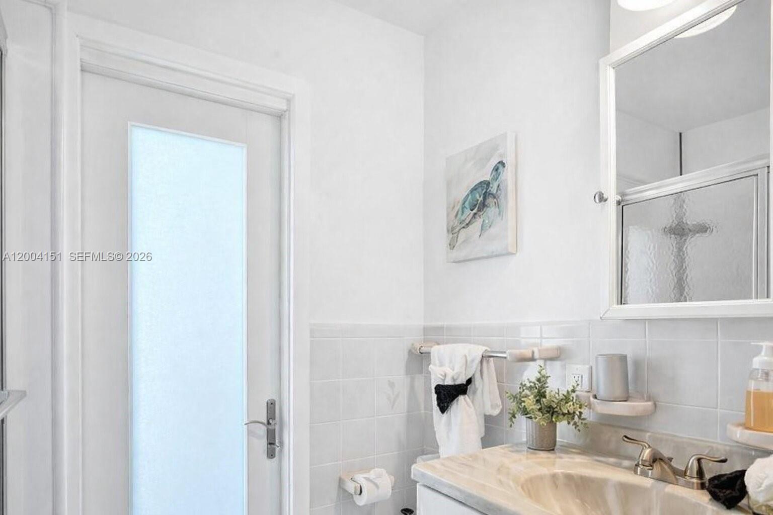 HOLLYWOOD HOMESITES HIGH - Residential