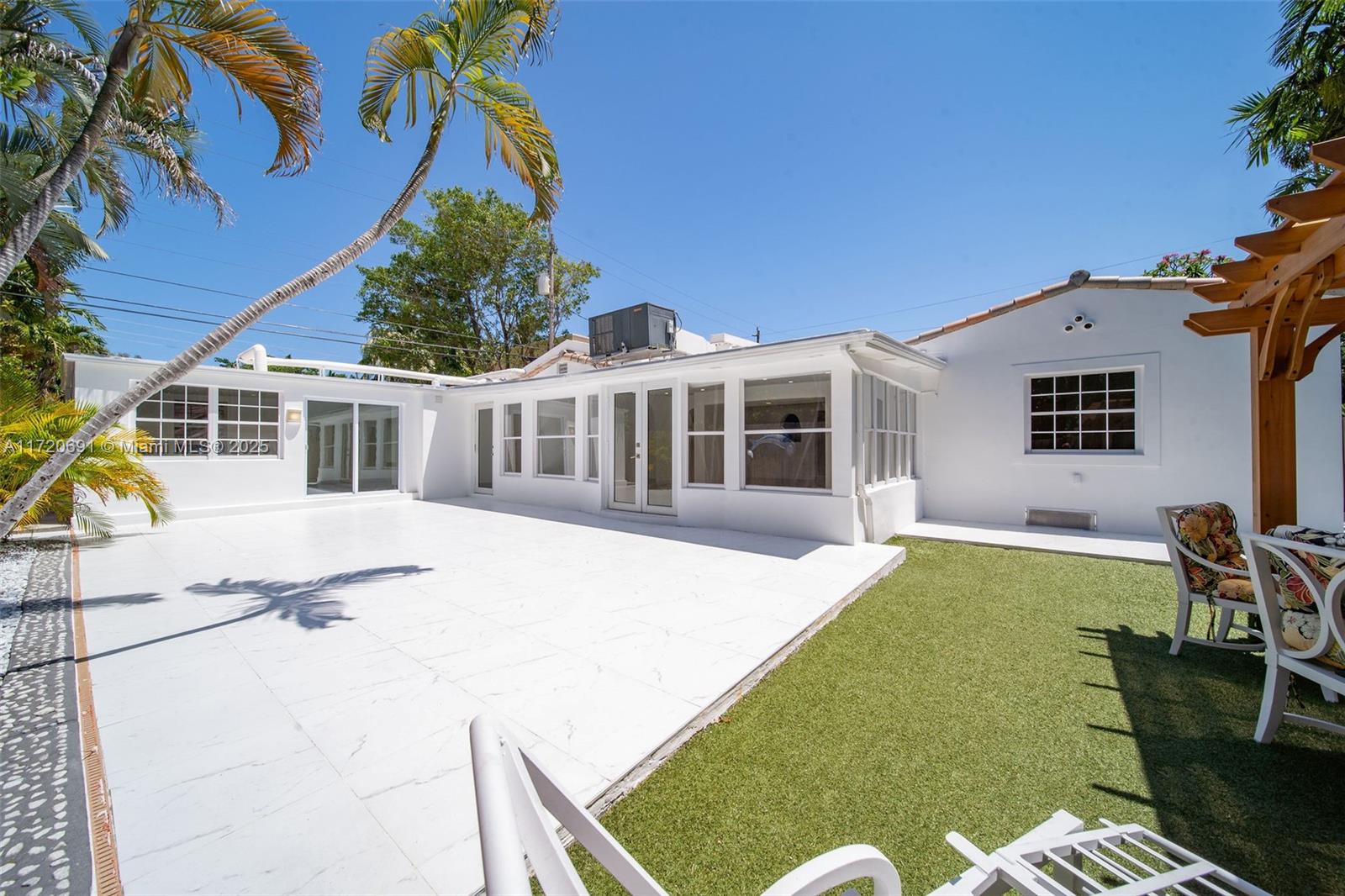Rental Property at 427 W 45th St, Miami Beach, Miami-Dade County, Florida - Bedrooms: 4 
Bathrooms: 3  - $11,000 MO.