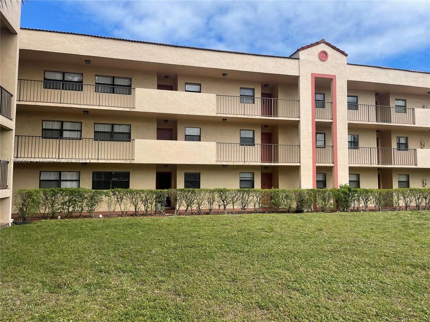 CALLING ALL INVESTORS!! 3 BEDROOM 2 BATH MIRAMAR CLUB. RENTED FOR $2300 TILL APRIL 30, 2026. START EARNING A GREAT RETURN ON YOUR INVESTMENT FROM DAY 1. GREAT INVESTOR FRIENDLY COMMUNITY LOCATED IN MIRAMAR. UNIT LOCATED ON TOP FLOOR OF A BUILDING WITH AN ELEVATOR. DON'T MISS THIS GREAT OPPORTUNITY TO OWN A WONDERFUL INVESTMENT.