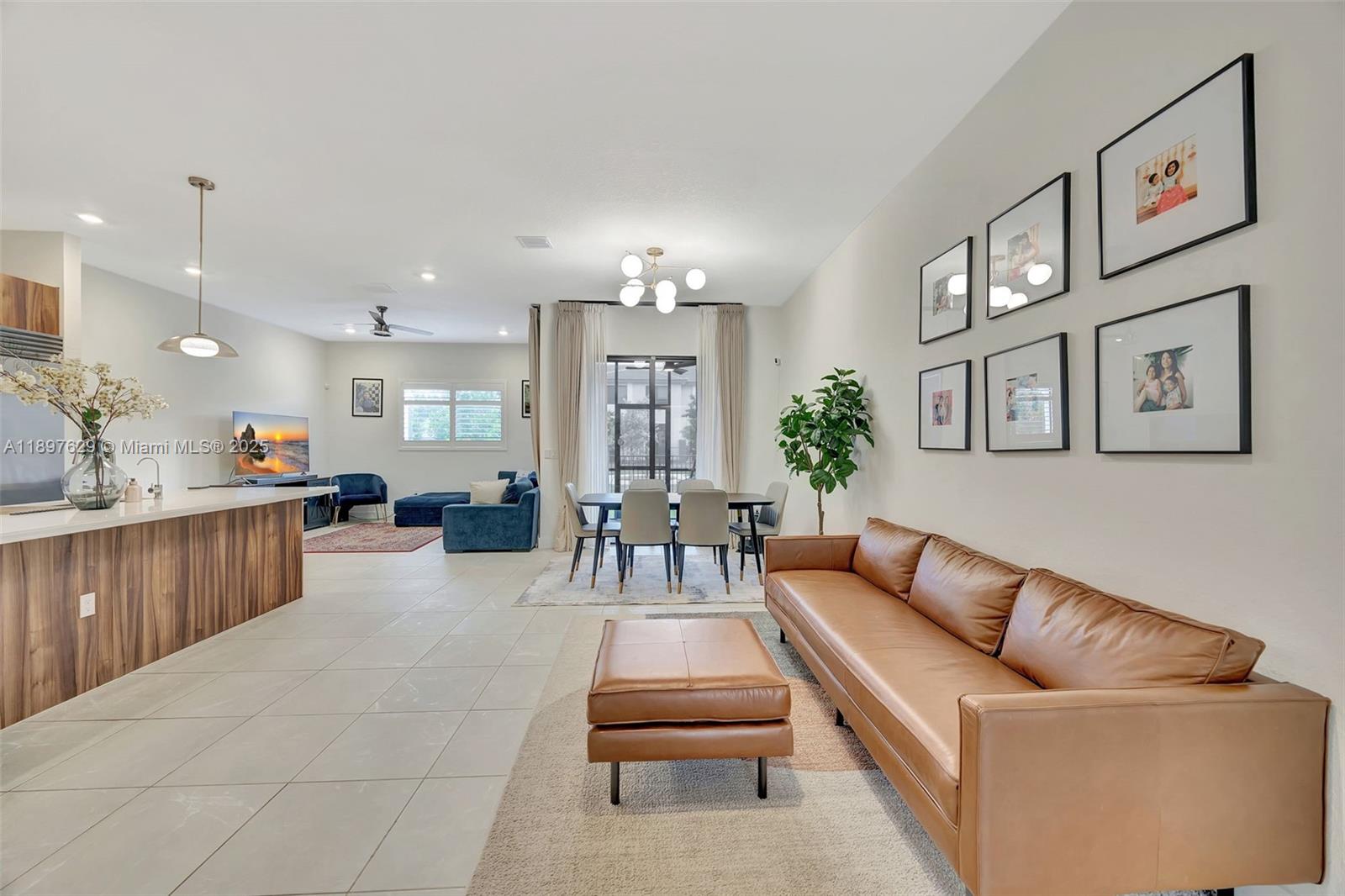 SOUTH KENDALL SEC A - Residential Lease