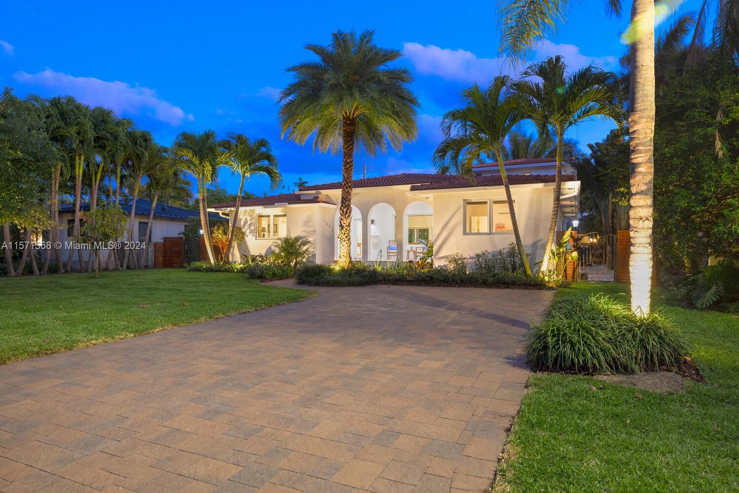 REV PL MIAMI SHORES SEC 8 - Residential