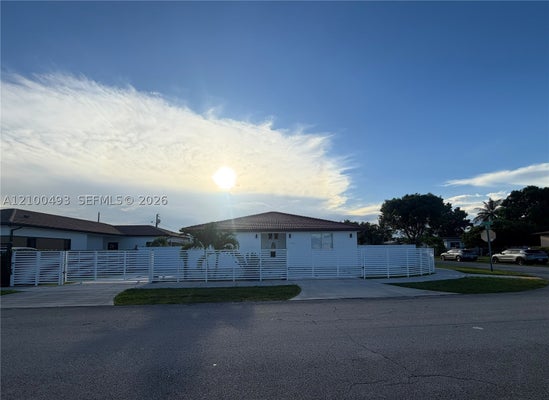 14100 JEFFERSON ST, MIAMI, FL 33176 - Image e63f37e14cc5cc9bfa8a9db4e207cdc2/2138813358