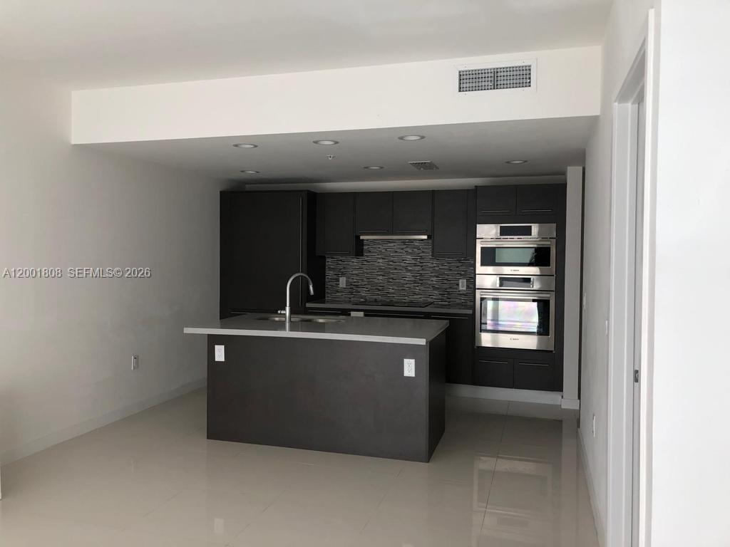 7875 NW 107th Ave 619