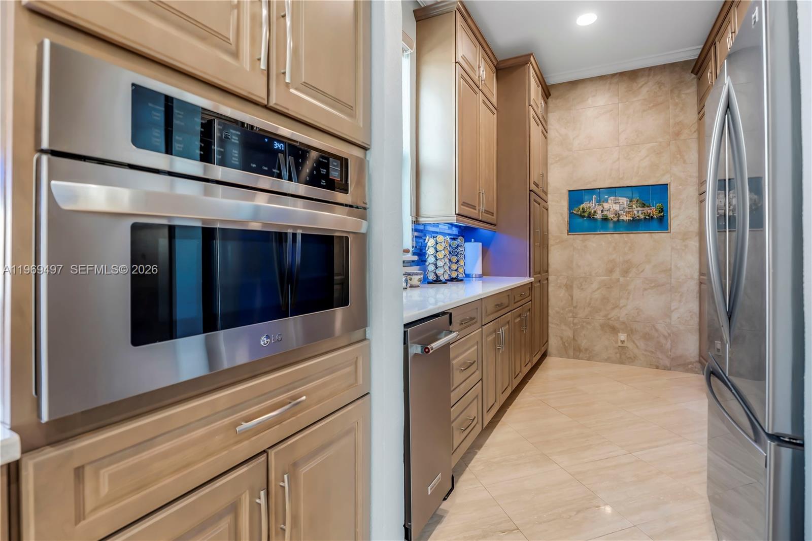 SUNSET LAKES PLAT ONE - Residential