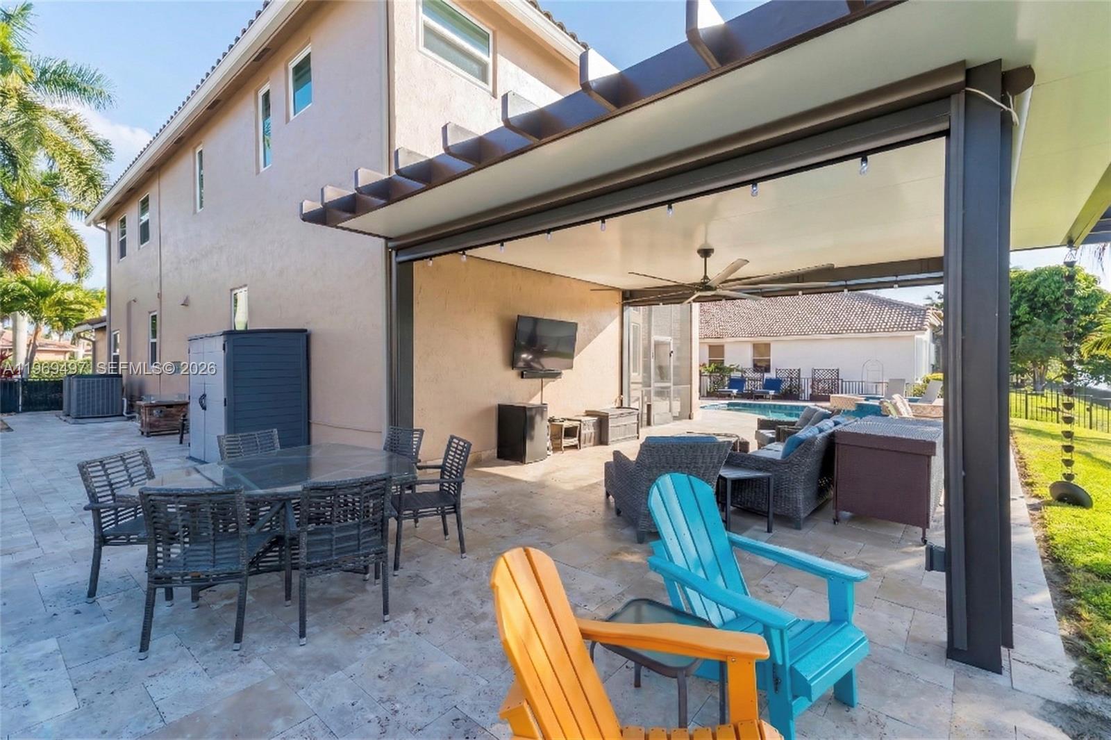 SUNSET LAKES PLAT ONE - Residential