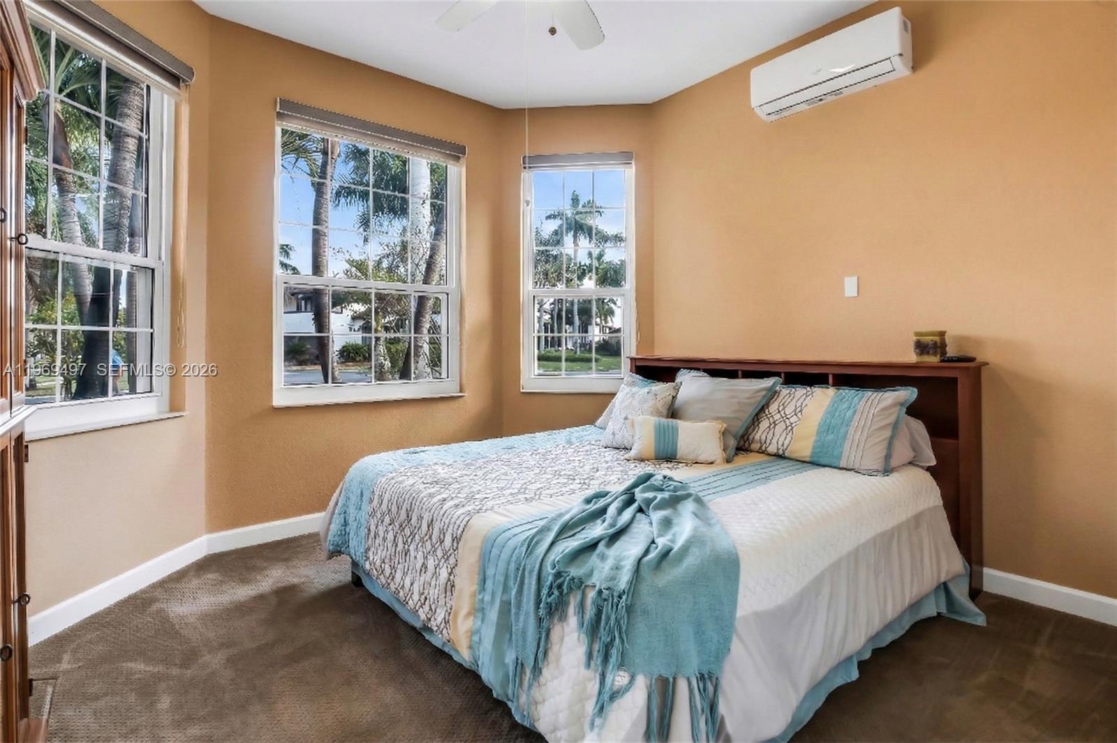 SUNSET LAKES PLAT ONE - Residential