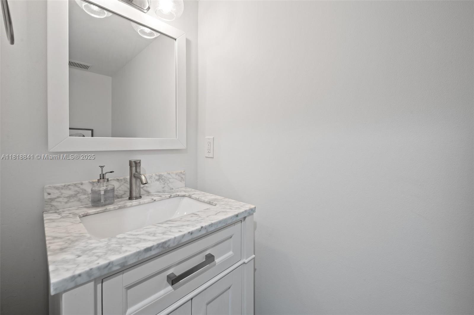 LANDINGS - Residential
