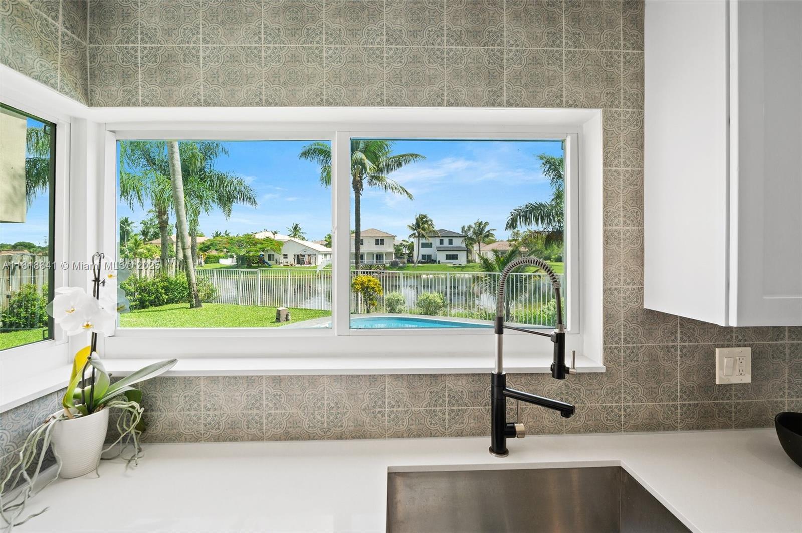 LANDINGS - Residential