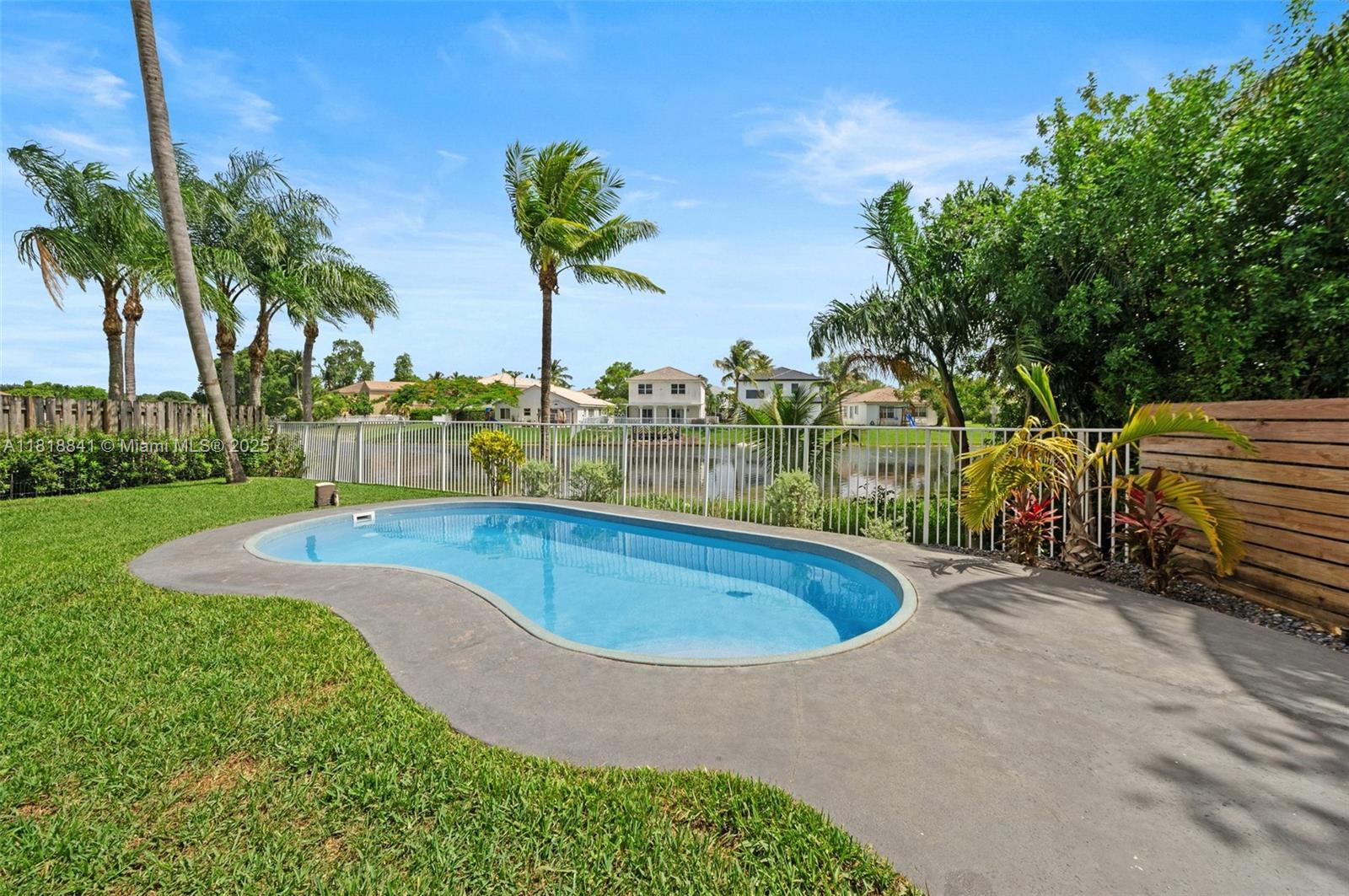 LANDINGS - Residential