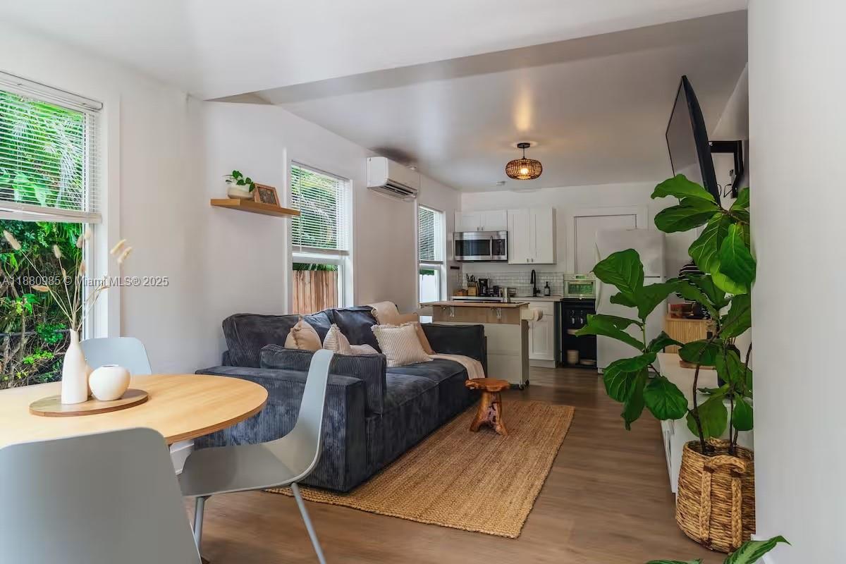 OJUS SUB - Residential