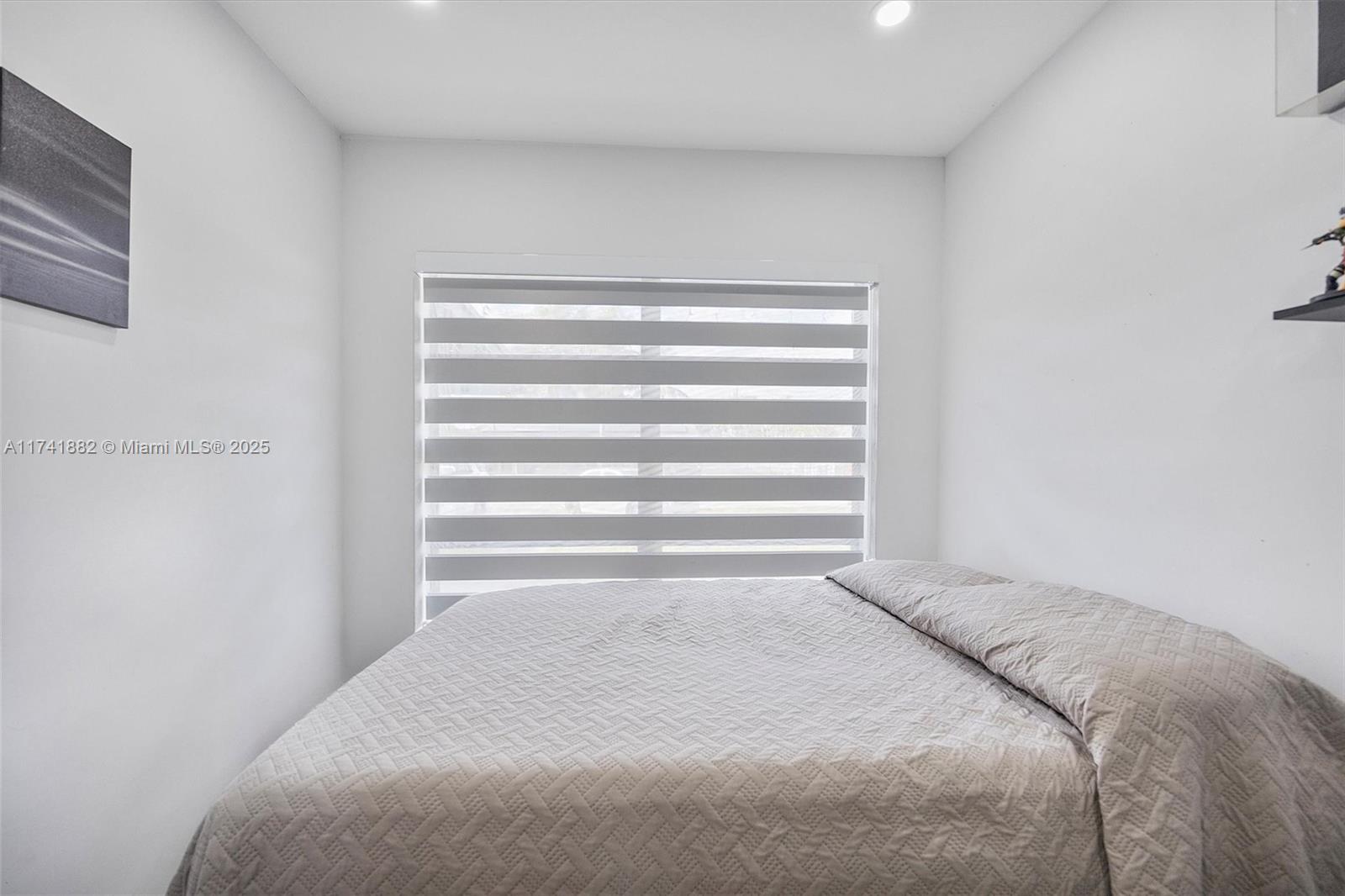 SOUTH CORAL HOMES SEC 2 - Residential