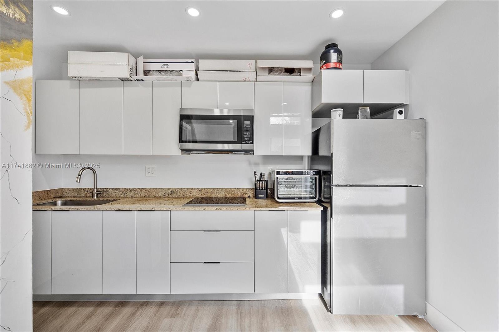 SOUTH CORAL HOMES SEC 2 - Residential
