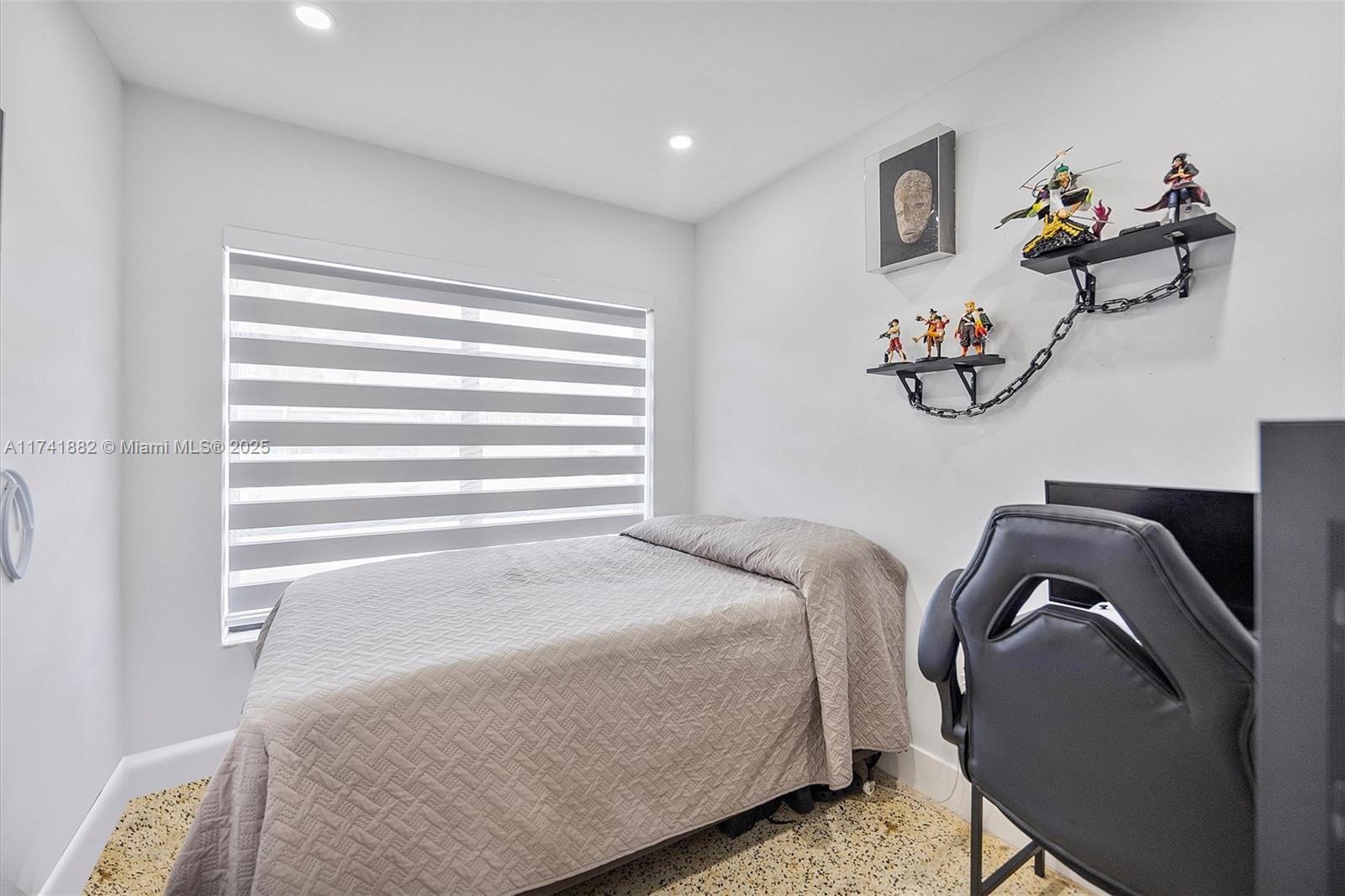 SOUTH CORAL HOMES SEC 2 - Residential