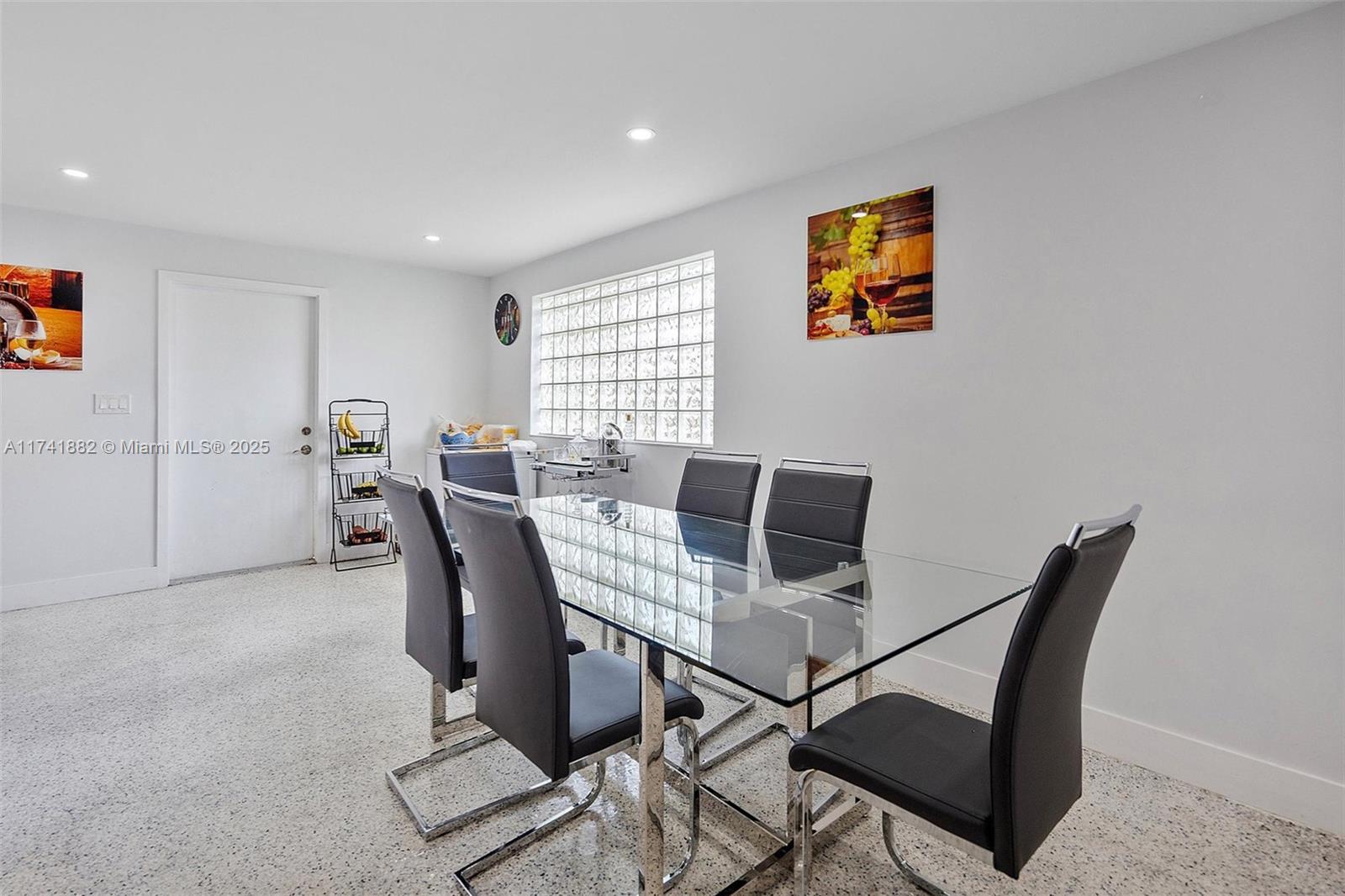 SOUTH CORAL HOMES SEC 2 - Residential