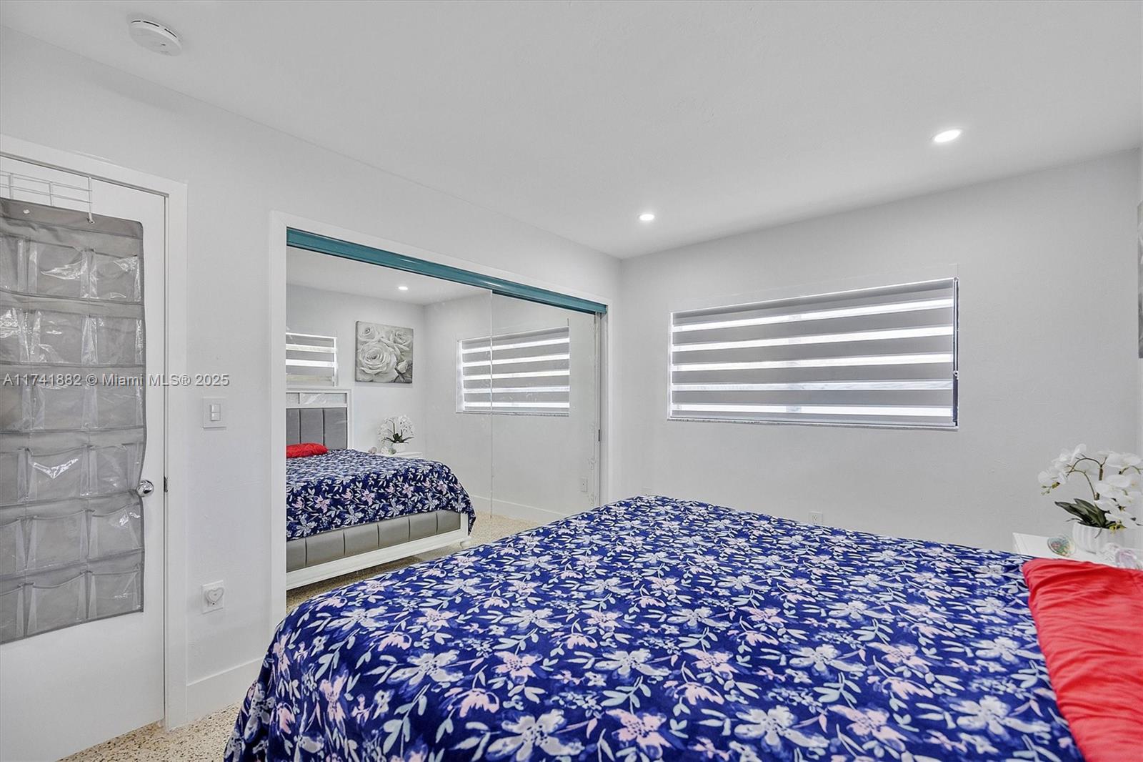 SOUTH CORAL HOMES SEC 2 - Residential