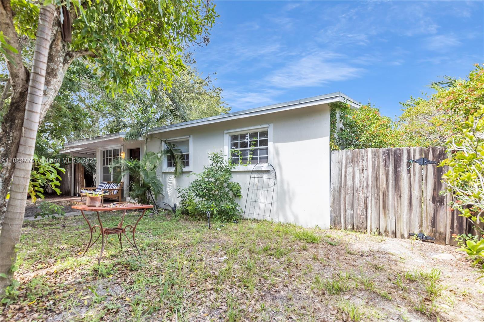 LAKE FOREST SEC 4 - Residential