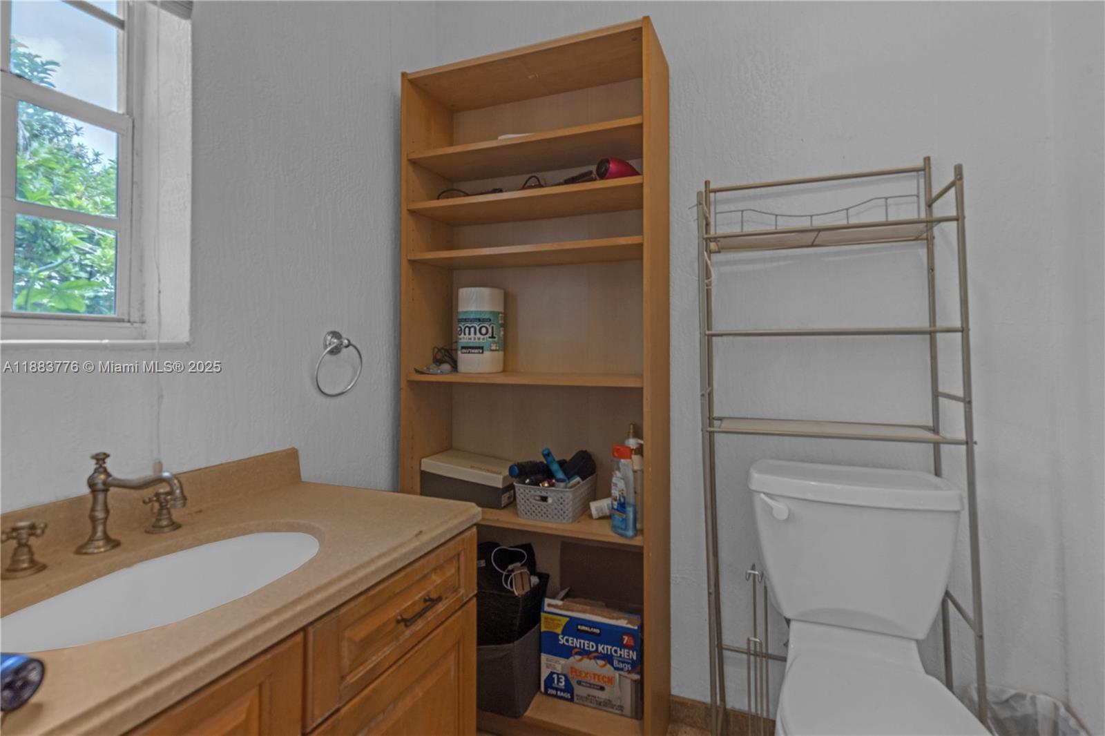 LAKE FOREST SEC 4 - Residential