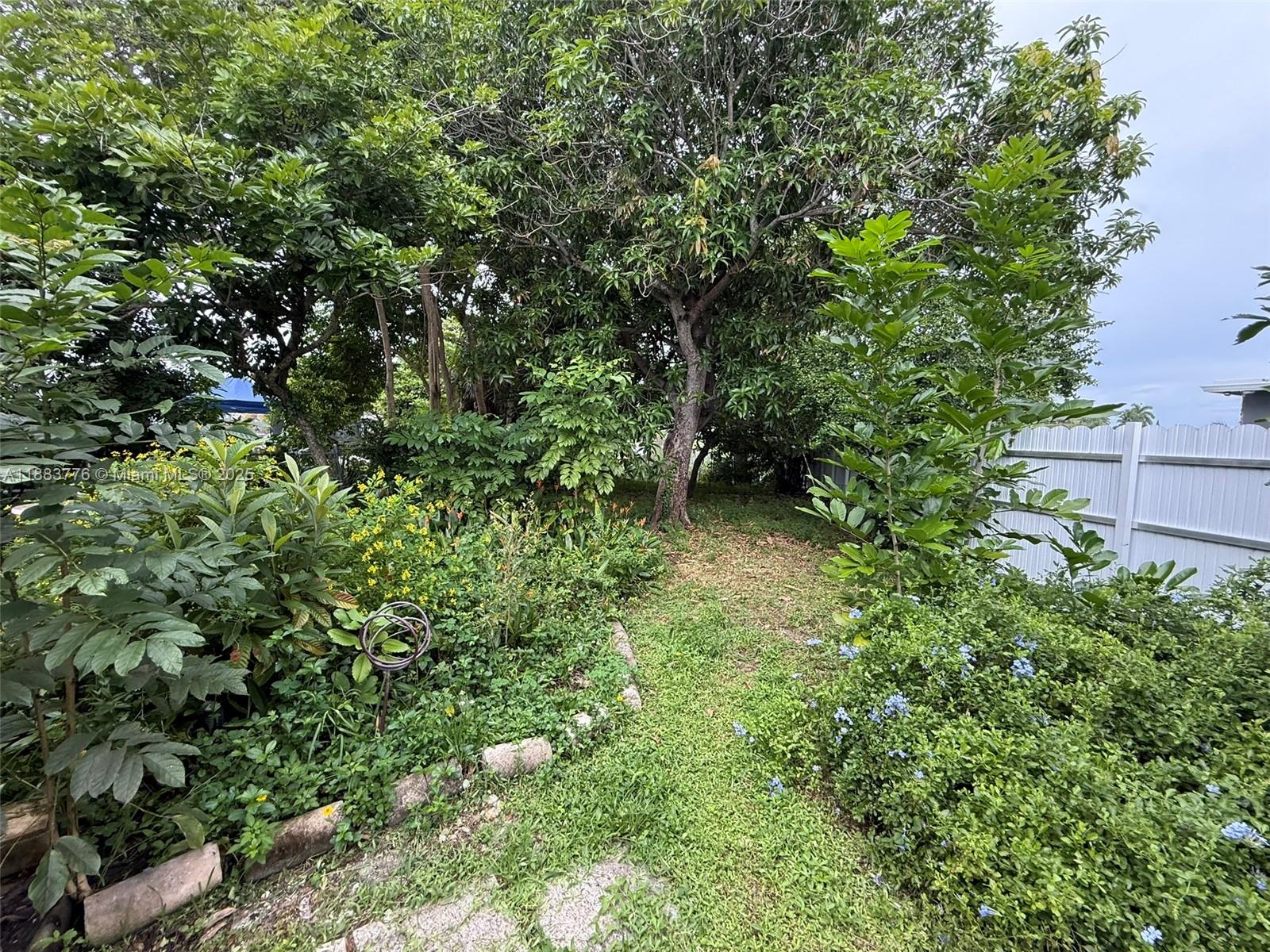 LAKE FOREST SEC 4 - Residential