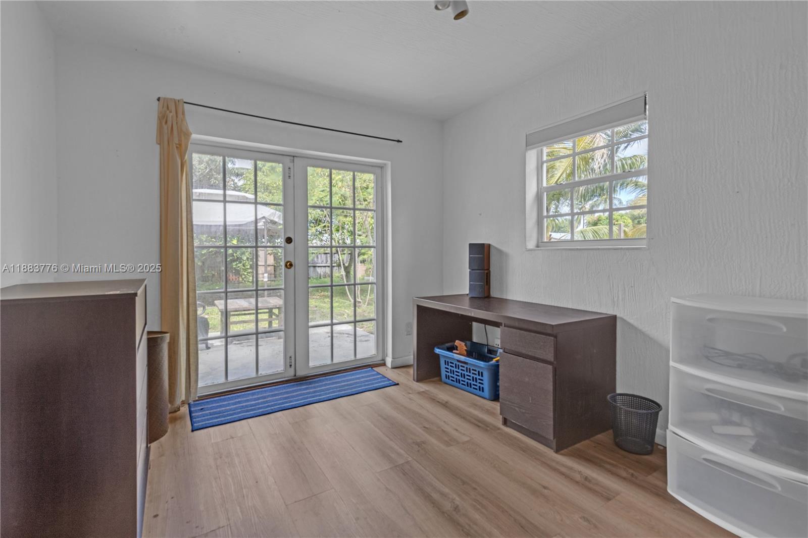 LAKE FOREST SEC 4 - Residential