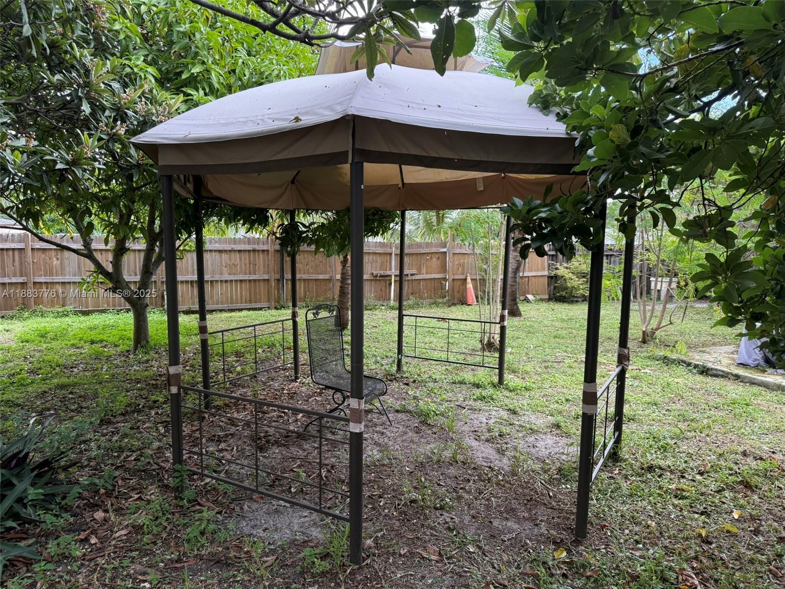 LAKE FOREST SEC 4 - Residential