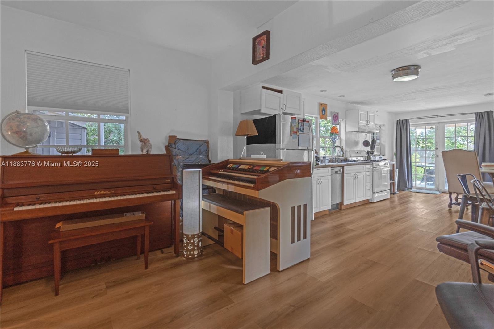 LAKE FOREST SEC 4 - Residential