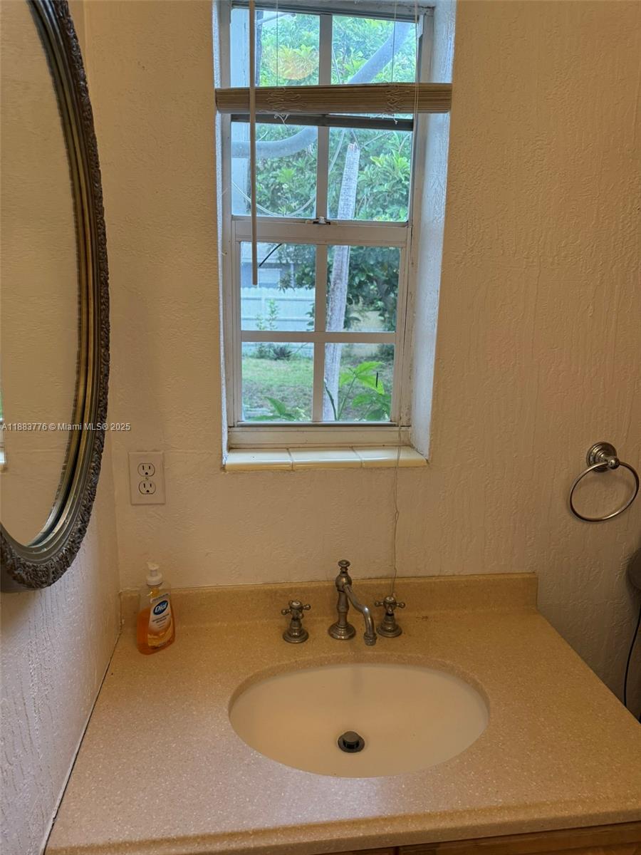 LAKE FOREST SEC 4 - Residential