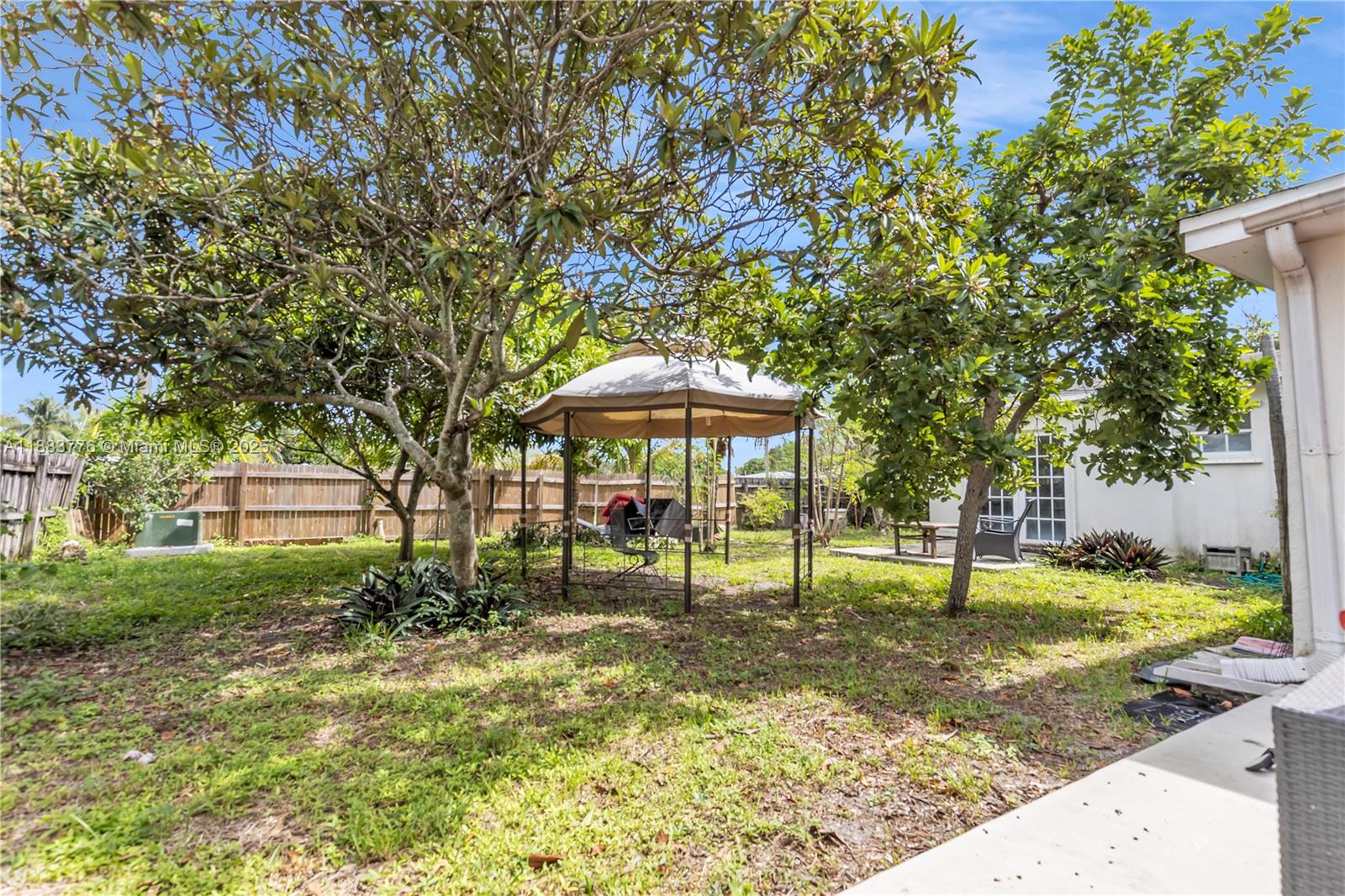 LAKE FOREST SEC 4 - Residential