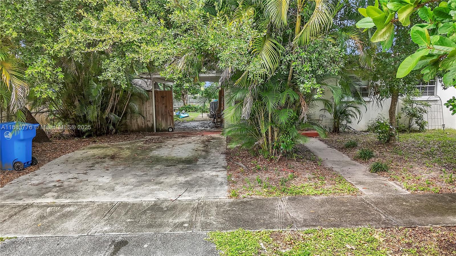 LAKE FOREST SEC 4 - Residential