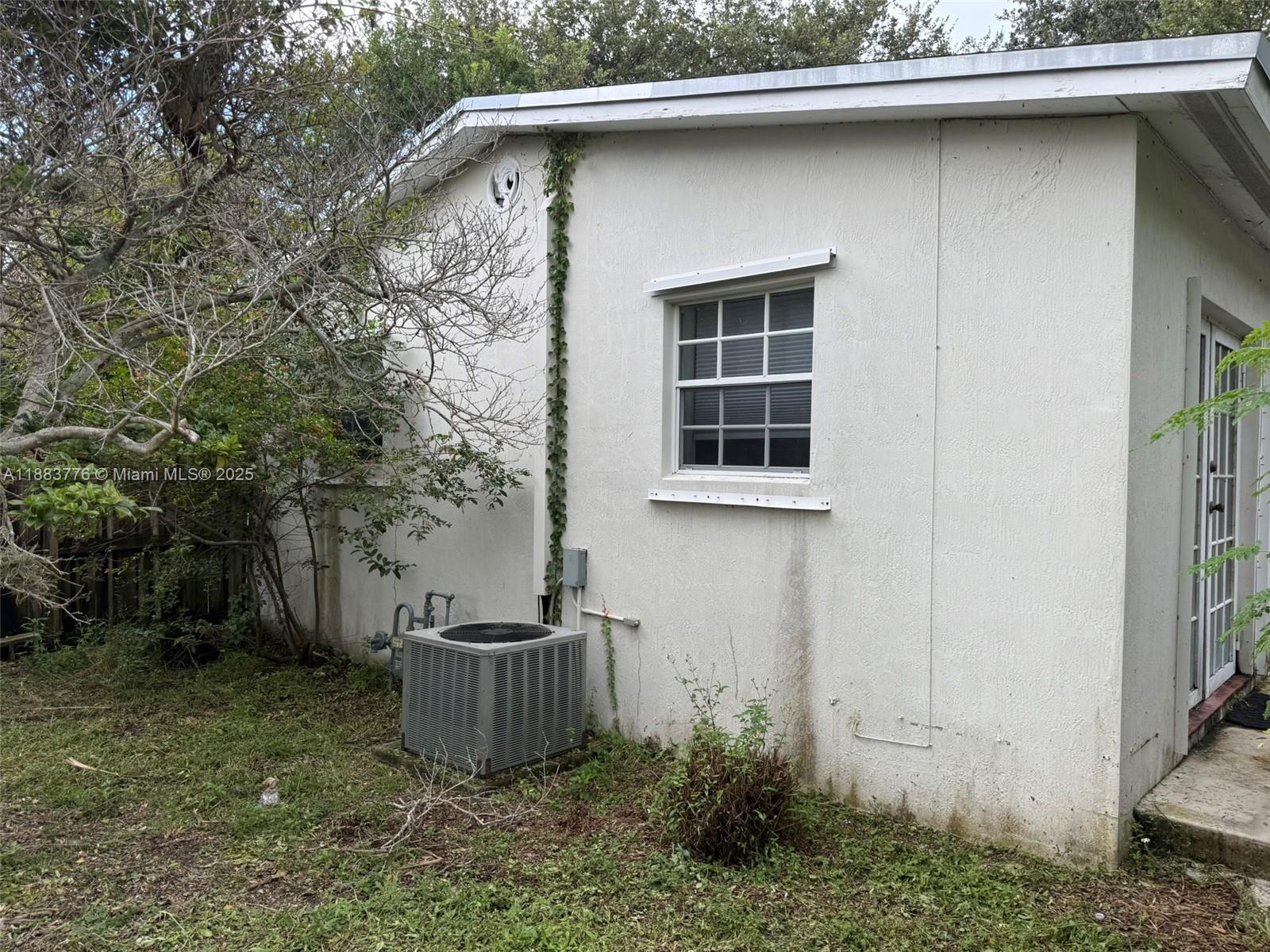 LAKE FOREST SEC 4 - Residential