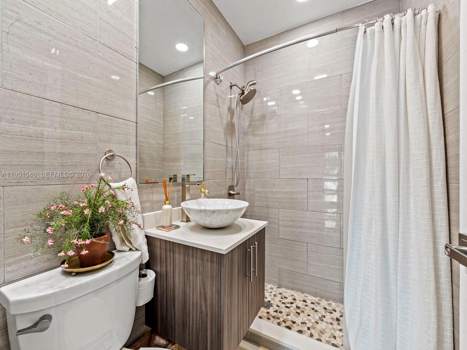 HAPPY FARMS ACRES 2 - Residential