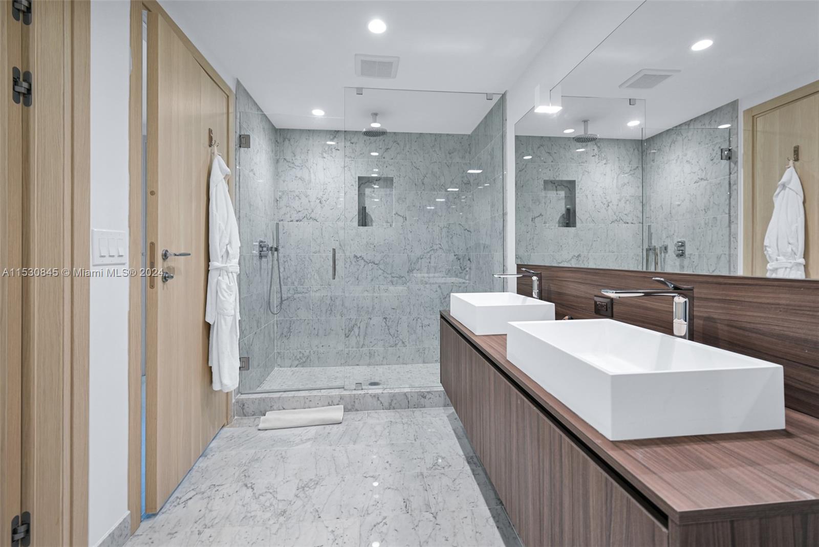 BRICKELL FLATIRON CONDO - Residential