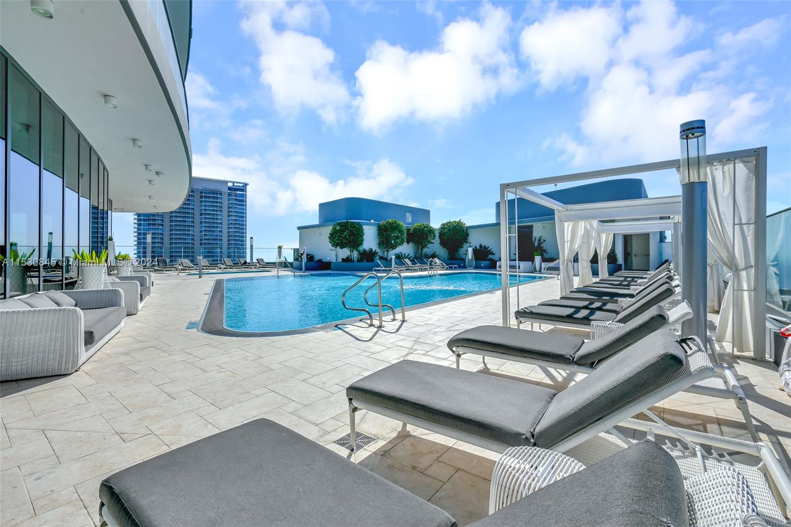 BRICKELL FLATIRON CONDO - Residential