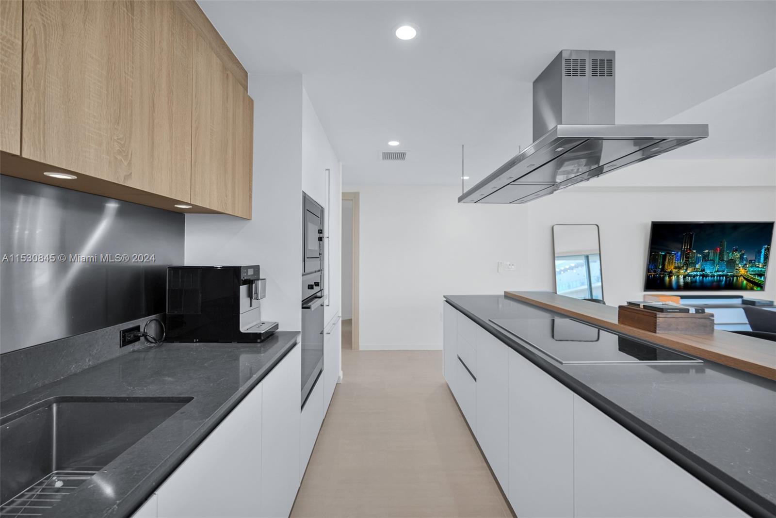 BRICKELL FLATIRON CONDO - Residential