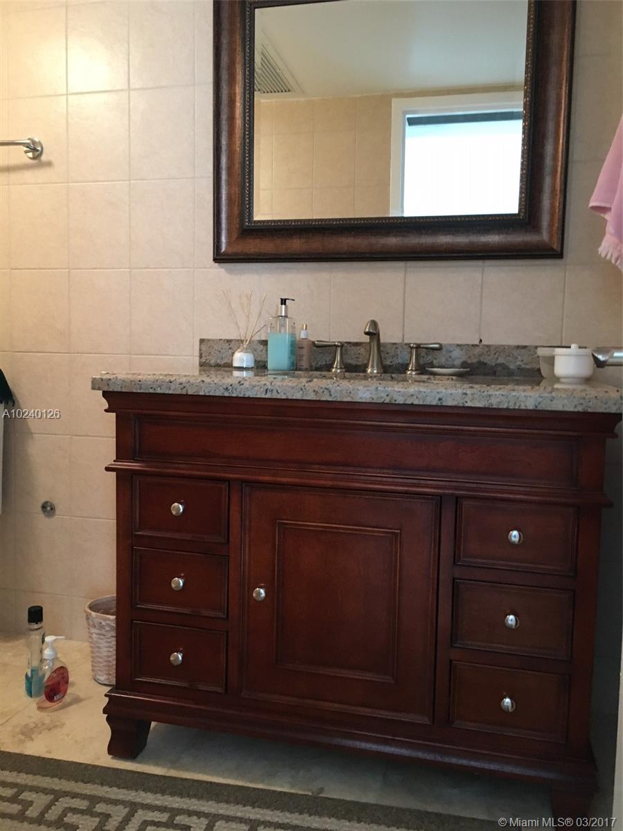 Arlen Beach Condo - Residential Lease