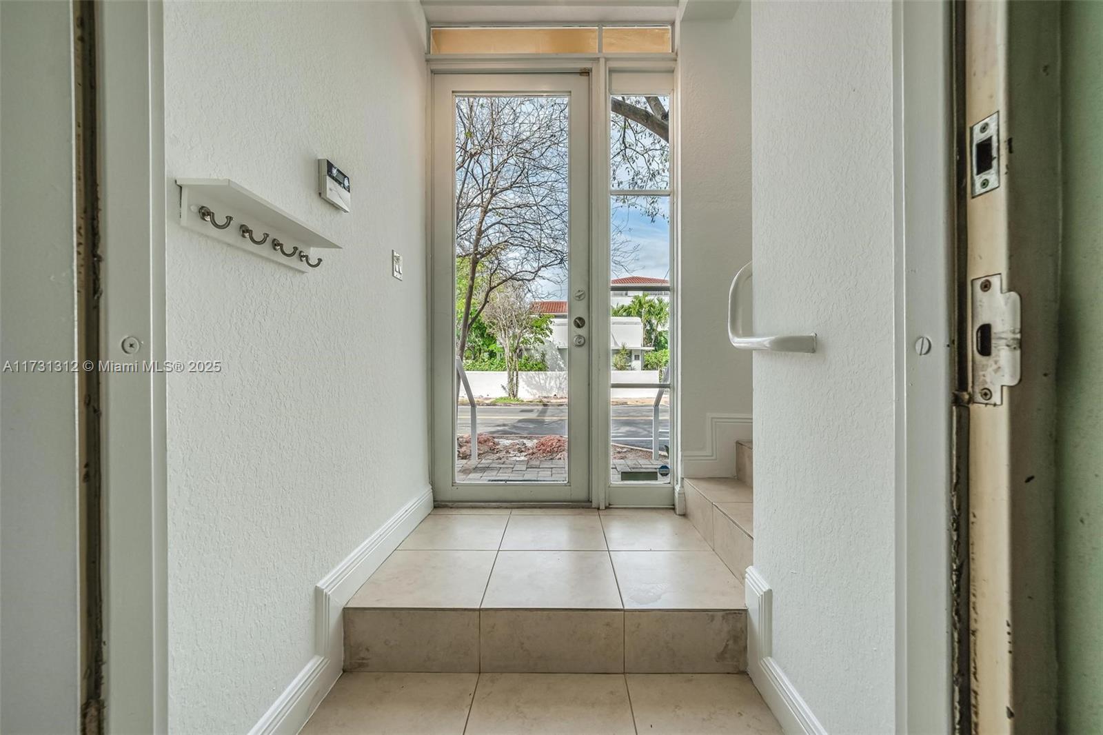 8041 Harding Ave 105