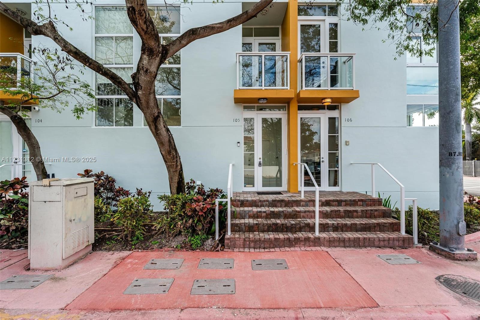 8041 Harding Ave 105, Miami Beach, Miami-Dade County, Florida - 2 Bedrooms  
3 Bathrooms - 