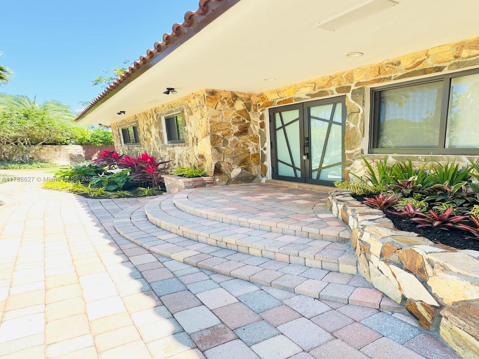Property for Sale at 9700 Sw 136th St, Miami, Broward County, Florida - Bedrooms: 5 
Bathrooms: 4  - $2,890,000