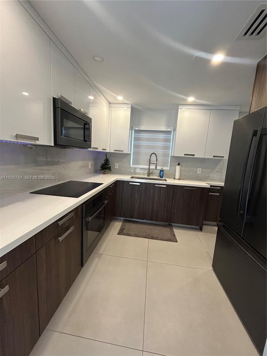 PEMBROKE RANCHES - Residential Lease