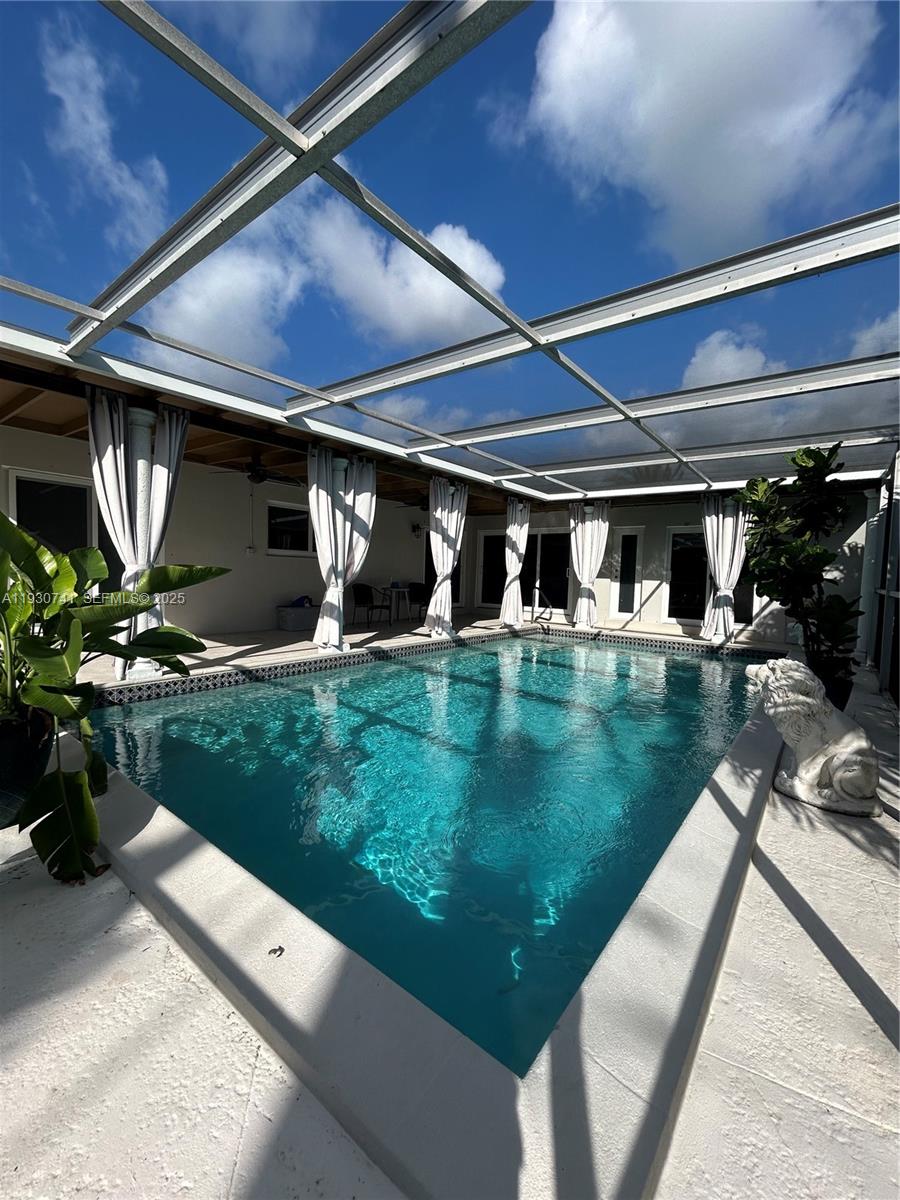 PEMBROKE RANCHES - Residential Lease