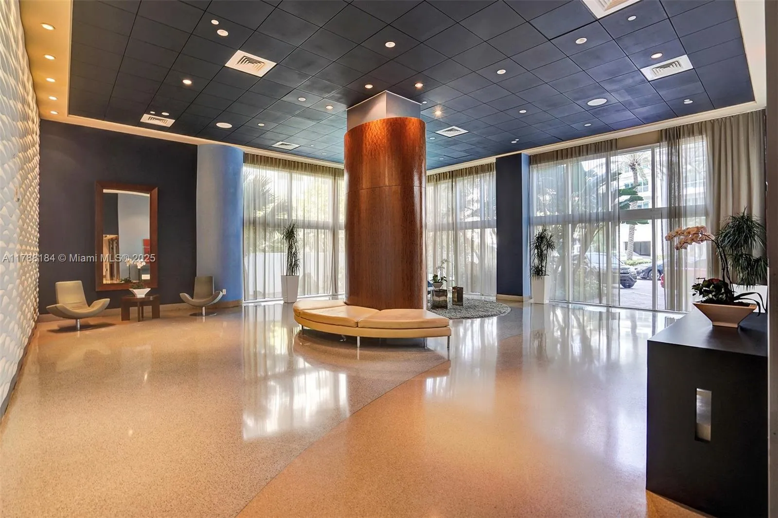 Miami Beach, Florida 33141, United States, 1 Bedroom Bedrooms, ,2 BathroomsBathrooms,Residential,Active,115481